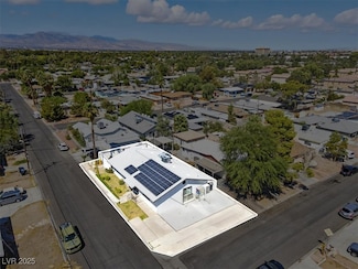 360 Vandalia St, Las Vegas, NV 89106