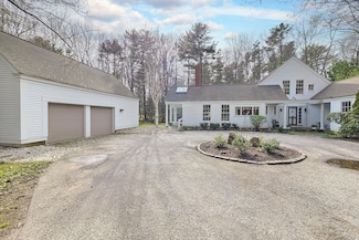 18 Zeitler Farm Rd, Brunswick, ME 04011