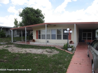 8436 Central Ave, Brooksville, FL 34613