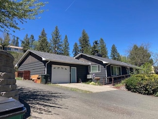 203 N Humbolt St, Canyon City, OR 97820