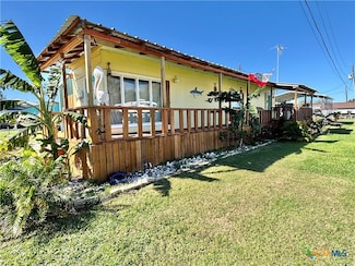 804 Madison Ave, Port O'Connor, TX 77982
