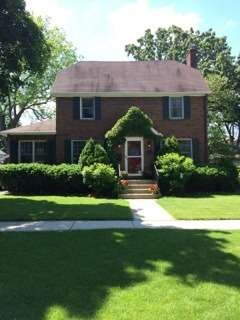 214 E Jefferson Ave, Wheaton, IL 60187