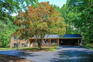 1773 Barker Rd, Ringgold, VA 24586