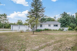 11185 Walnut Ave, Grant, MI 49327