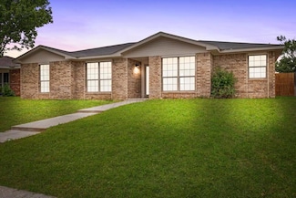 1132 Sterling Dr, Amarillo, TX 79110