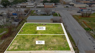 901 5th St, Rosenberg, TX 77471
