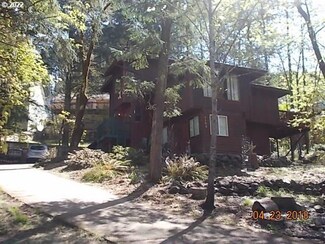 7293 Forsythia St, Springfield, OR 97478
