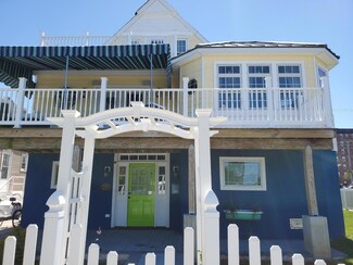 302 E Penn St Unit Main, Long Beach, NY 11561