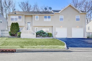 227 Raritan St, Keyport, NJ 07735