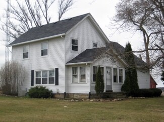 10415 Randall Rd, Capron, IL 61012