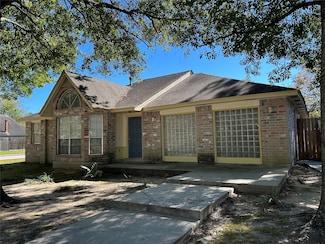 5338 Rivergate Dr, Spring, TX 77373