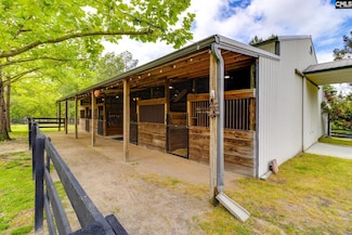 78 Foxwood Ln, Camden, SC 29020