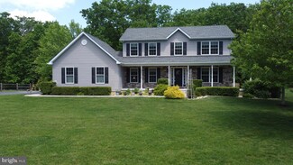 52 Autumn Woods Dr, Elkton, MD 21921