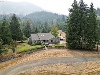 8701 Roberts Creek Rd, Roseburg, OR 97470