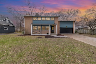 1804 Ardmore St, Midland, MI 48642