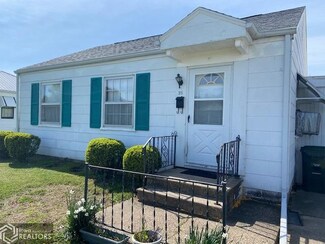 23 Storms Ct, Fort Madison, IA 52627