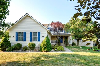 98 Kelly Marie Dr, Pataskala, OH 43062