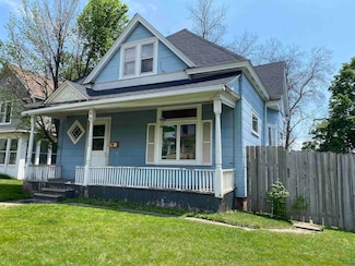 1528 E 4th St, Duluth, MN 55812