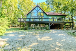 1411 Ridge Rd, Caryville, TN 37714