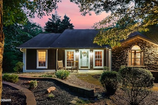 3230 Cove Creek Way, Sevierville, TN 37862