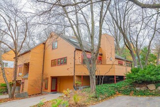 214 Glen Hollow Rd, Madison, WI 53705