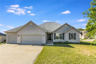 1701 NE 98th St, Kansas City, MO 64155