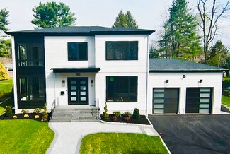 180 Allen Ave, Waban, MA 02468