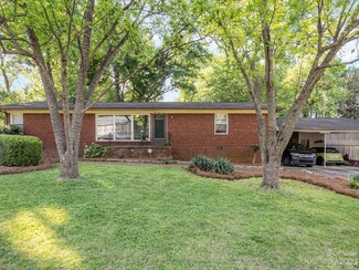 501 Dawn Cir, Charlotte, NC 28213