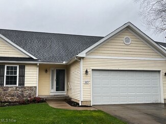 989 Cottage Gate Dr Unit 989, Kent, OH 44240