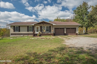 535 Dove Rd, Goodman, MO 64843
