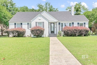 215 E Pine St, Atmore, AL 36502