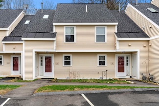 32 Modena Dr, Concord, NH 03303