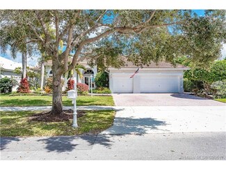 6726 Segovia Cir W, Fort Lauderdale, FL 33331