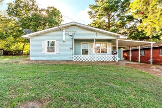 1025 17th St NE, Paris, TX 75460