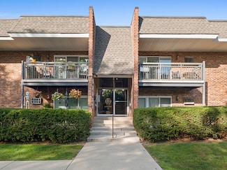 4043 Saratoga Ave Unit D221, Downers Grove, IL 60515