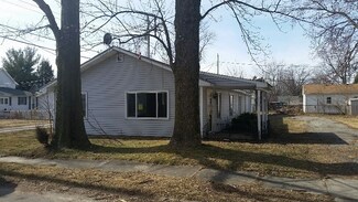 310 S Sycamore St, Galveston, IN 46932