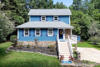 4711 Mountain Point Ln, Charlotte, NC 28216