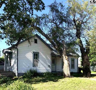 105 W Morgan St, Inman, KS 67546