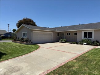 15841 Rollins Ln, Huntington Beach, CA 92647