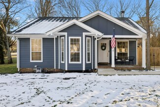 3878 Saunders Ave, Nashville, TN 37216