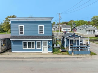67 Water St, Lubec, ME 04652