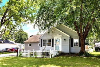 312 W Carter Ave, Clarksville, IN 47129