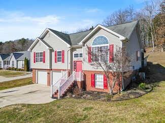 2053 Green Pond Rd, Soddy Daisy, TN 37379