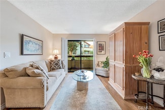 28010 Tiffany Ln Unit 309, Canyon Country, CA 91387