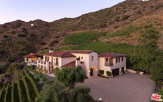 33330 Hassted Dr, Malibu, CA 90265