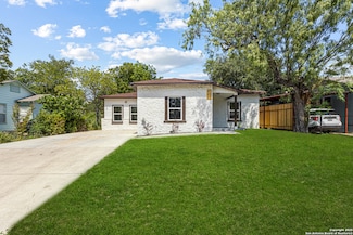 911 W Wildwood Dr, San Antonio, TX 78201