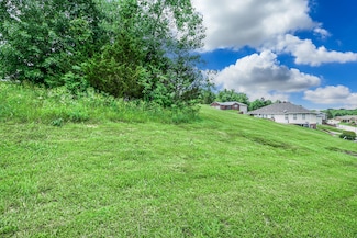 3312 Cody Dr, Jefferson City, MO 65109