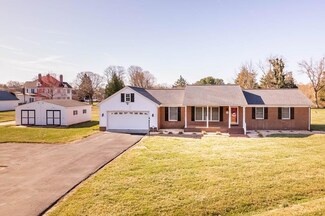 58 Atkinson Dr, Warsaw, VA 22572