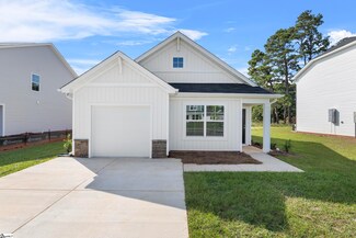 108 Southern Magnolia, Laurens, SC 29360