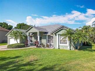 123 Evergreen Dr, Auburndale, FL 33823